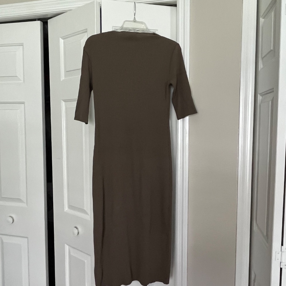 Vince Ribbed Miami Dress - Picture 2 of 3